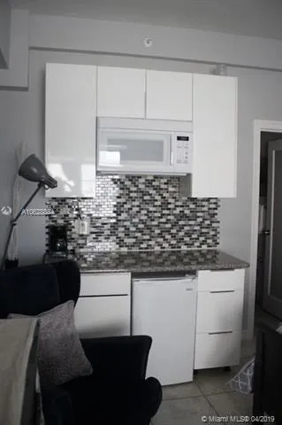 Shelborne #1005 image #15