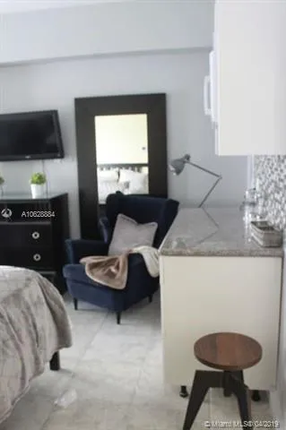 Shelborne #1005 image #18