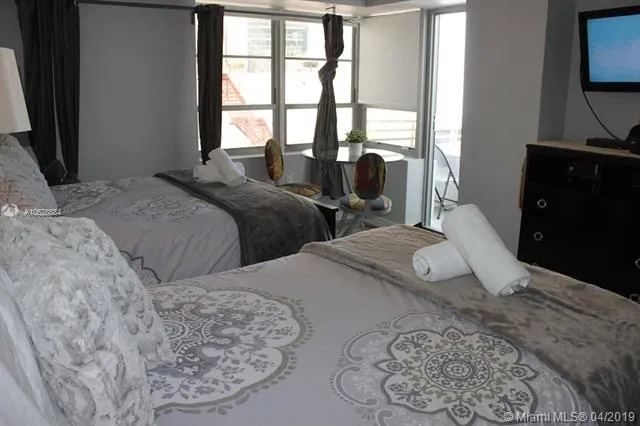 Shelborne #1005 image #9