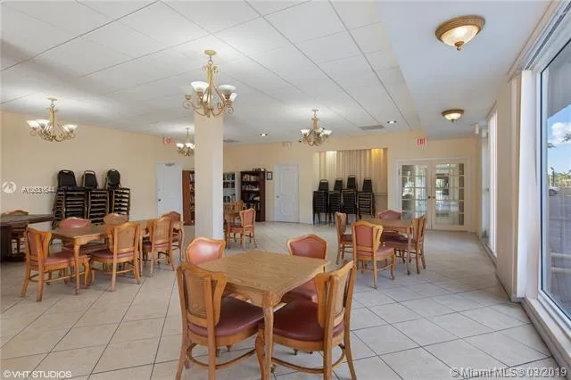 Carriage Club South #10K image #14