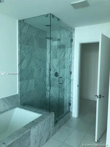 Gran Paraiso #4102 image #11