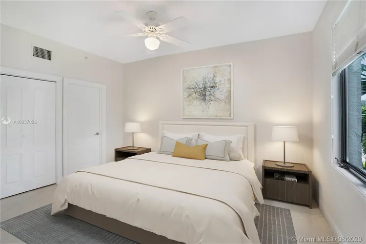 Avignon in the Gables #6 image #9