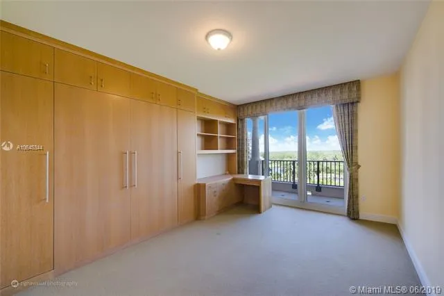 Siena Condo Deering Bay #801 image #12