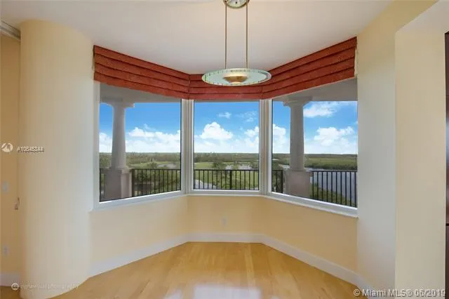 Siena Condo Deering Bay #801 image #16