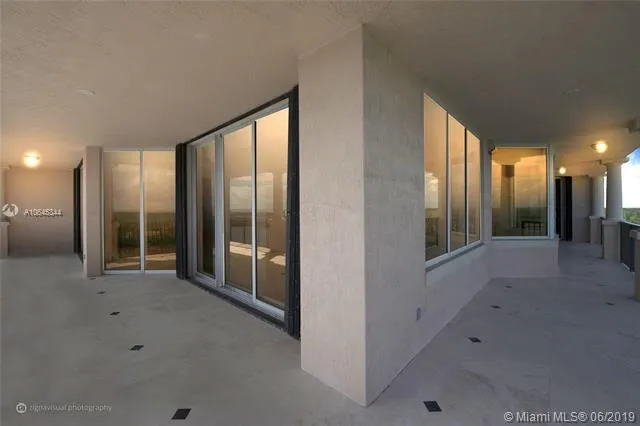 Siena Condo Deering Bay #801 image #19