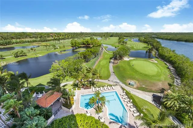 Siena Condo Deering Bay #801 image #22