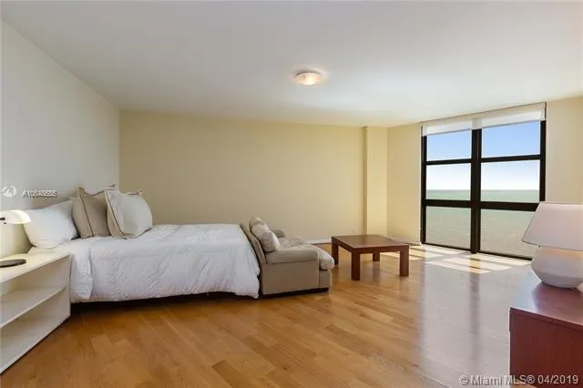 Towers of Key Biscayne #B701 image #9