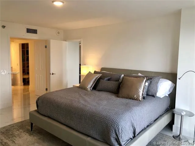 Mystic Pointe 200 #2610 image #12