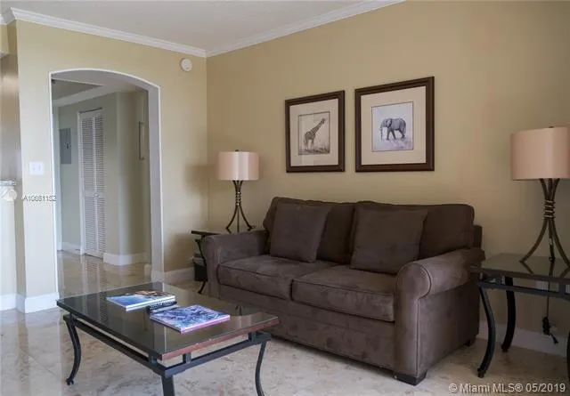 The Mutiny #810 image #14