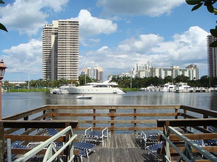 The Yacht Club at Aventura #5606 image #37