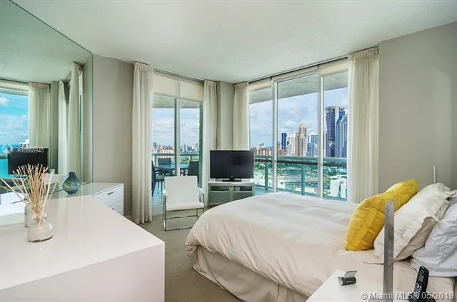 Oceania IV #2846 image #9