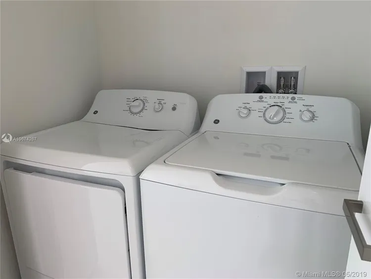 Merrick Manor #PH1001 image #17