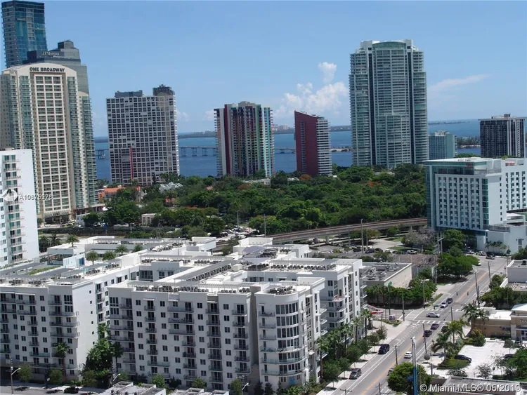 Brickell Ten #PH2206 image #22