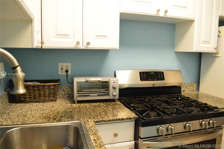 Villa Capri #233 image #11