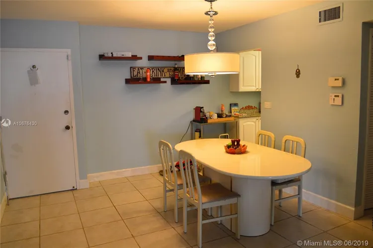 Villa Capri #233 image #6