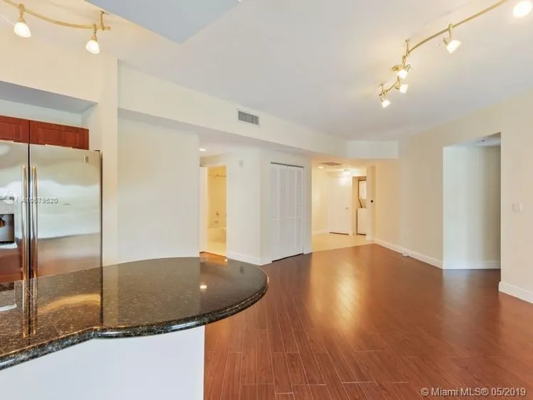 Downtown Dadeland #A312 image #12