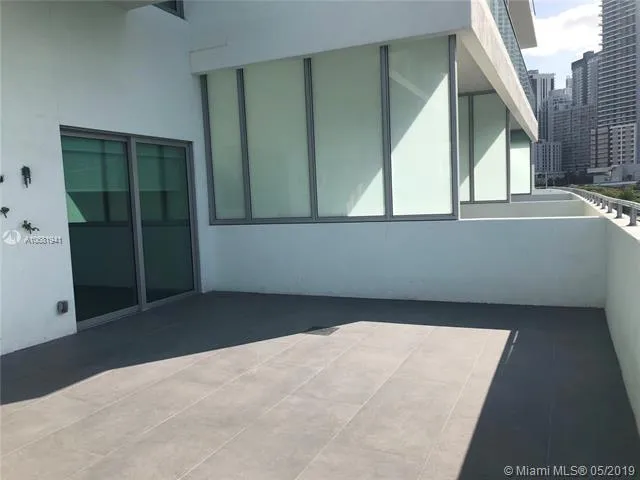 Le Parc at Brickell #303 image #9