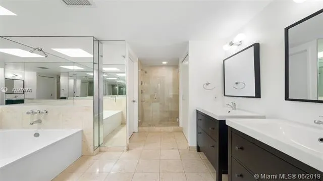 Key Colony IV Botanica #361 image #17