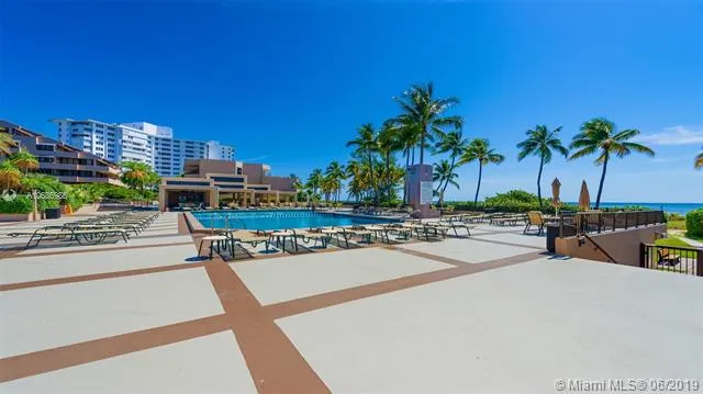 Key Colony IV Botanica #361 image #24