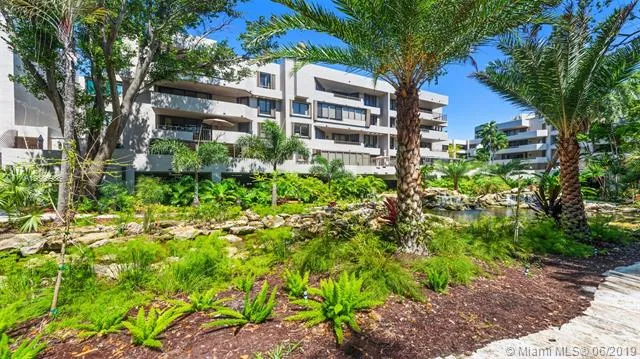 Key Colony IV Botanica #361 image #28