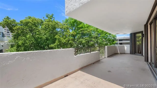 Key Colony IV Botanica #361 image #8