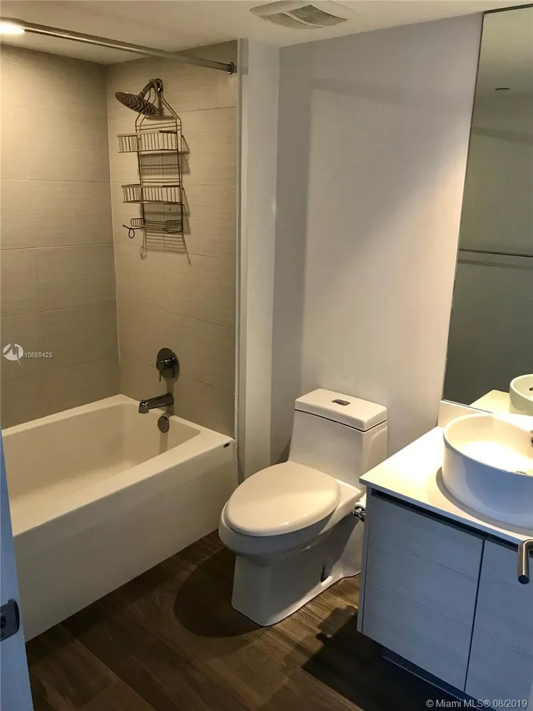 Baltus House #1401 image #10