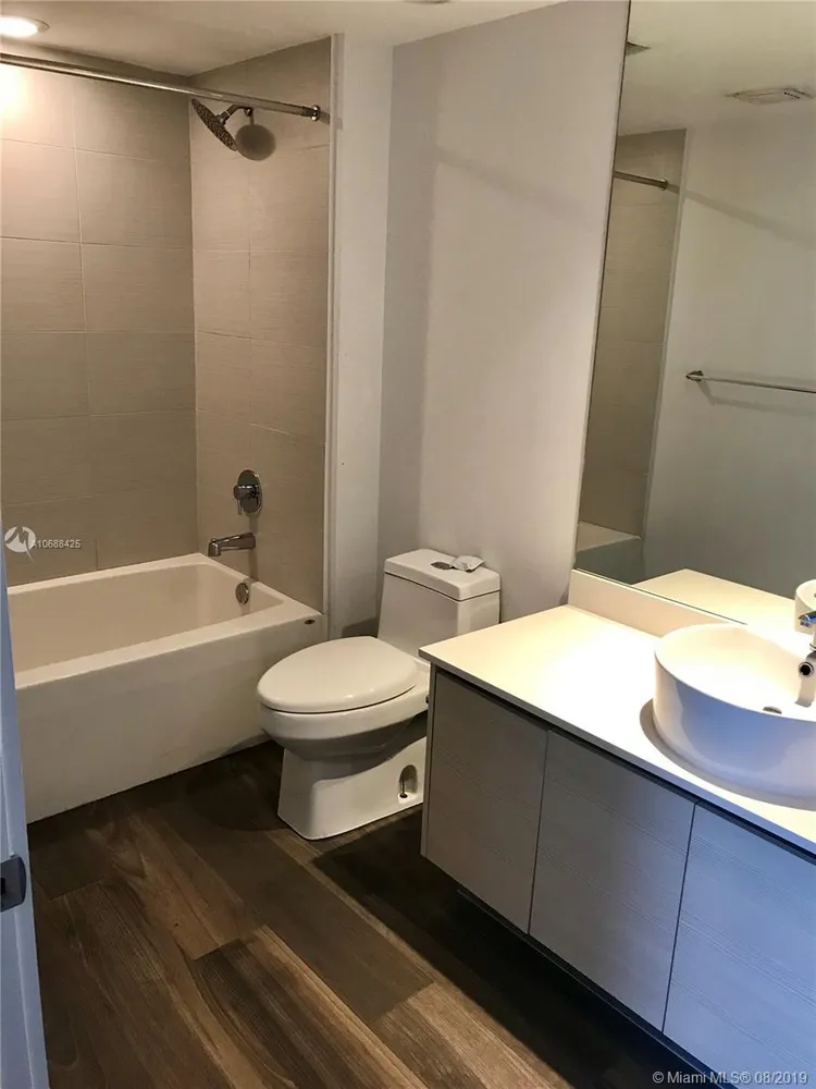 Baltus House #1401 image #6