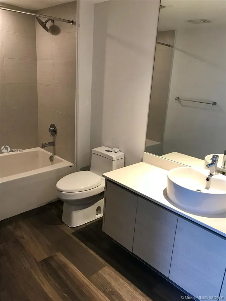 Baltus House #1401 image #7