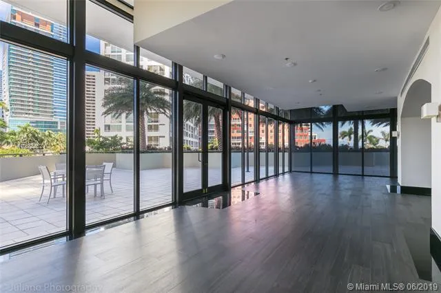 Villa Regina Condo #1604 image #10