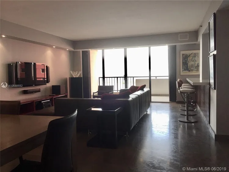 Villa Regina Condo #1604 image #21