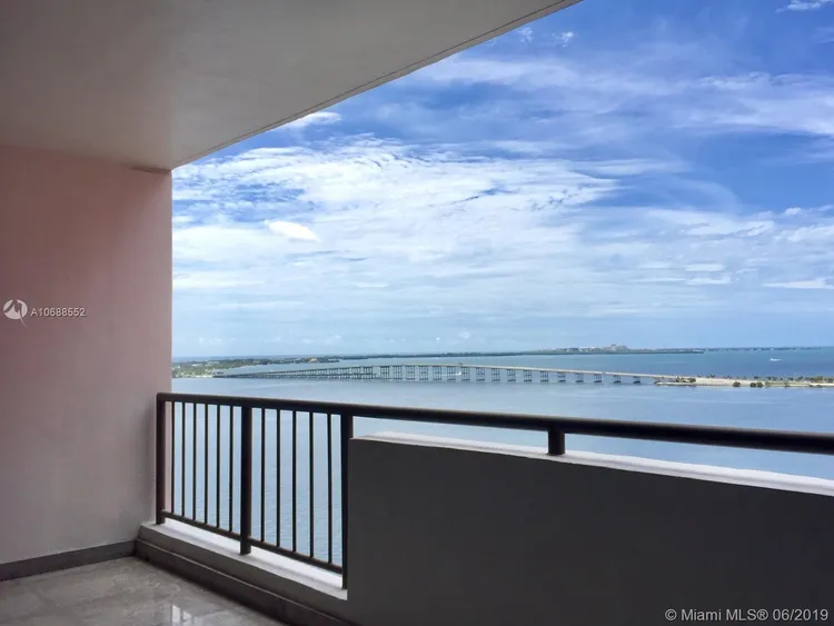 Villa Regina Condo #1604 image #26