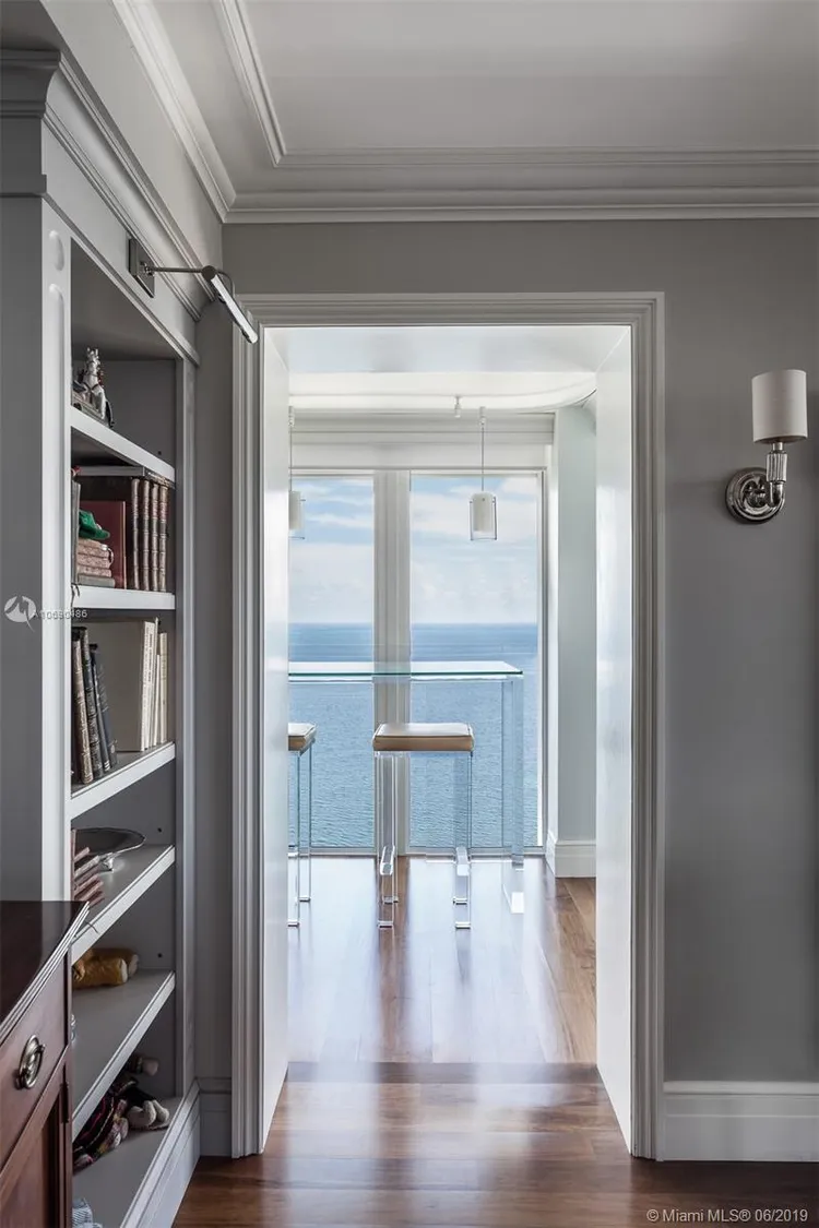 Casa del Mar #27A image #14