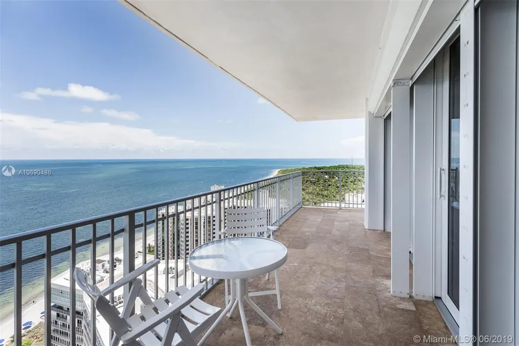 Casa del Mar #27A image #21