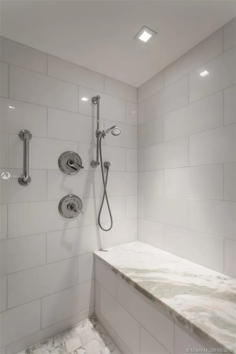 Casa del Mar #27A image #30