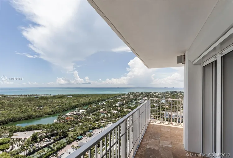 Casa del Mar #27A image #31