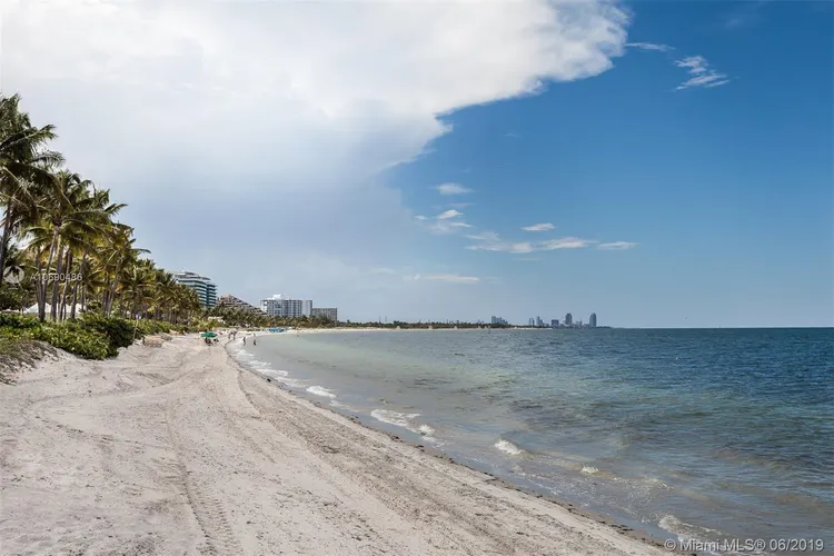 Casa del Mar #27A image #40