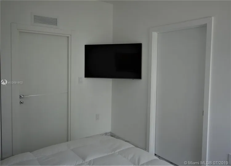 Emilia Edgewater #404 image #30