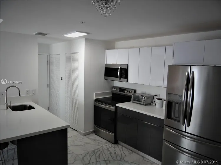 Emilia Edgewater #404 image #9