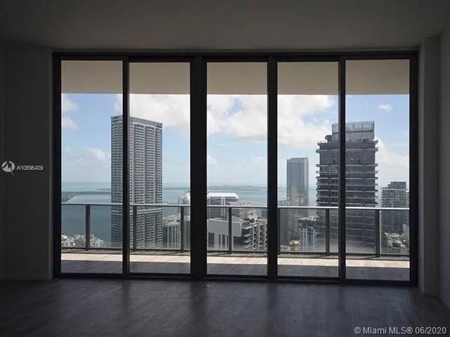 SLS Lux Brickell #MPH5702 image #9