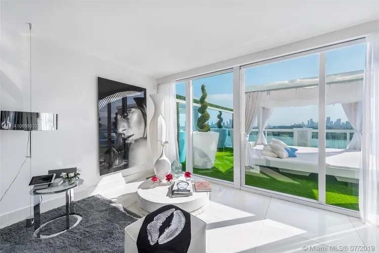 Mondrian #TS-5 image #15