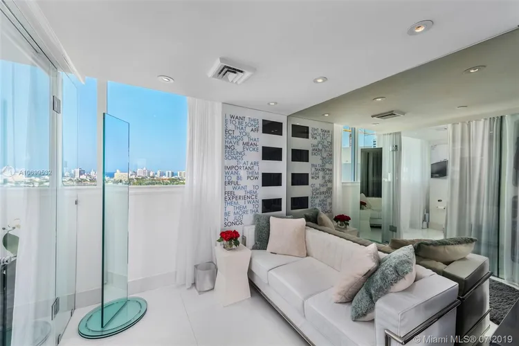 Mondrian #TS-5 image #22