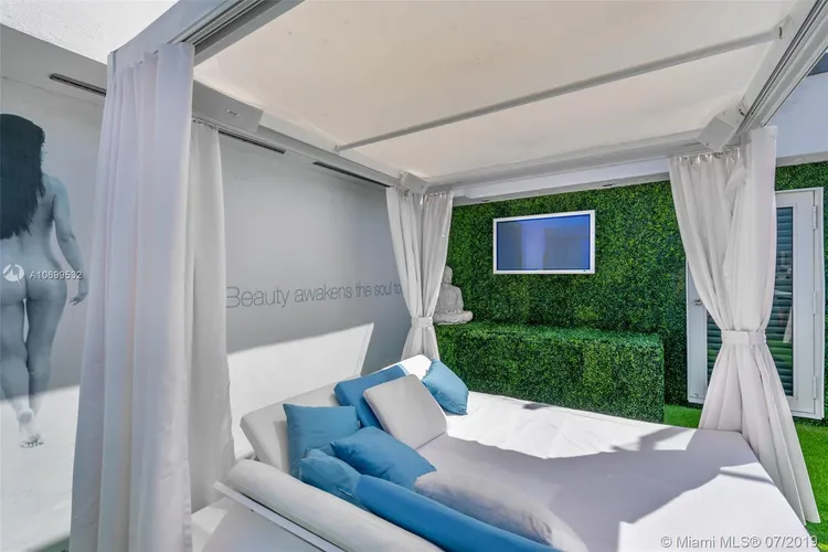 Mondrian #TS-5 image #27