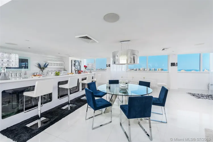 Mondrian #TS-5 image #39