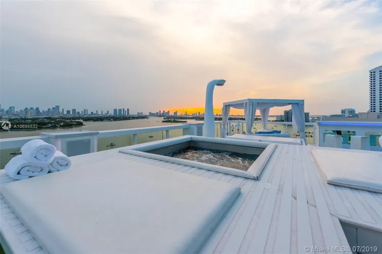 Mondrian #TS-5 image #52