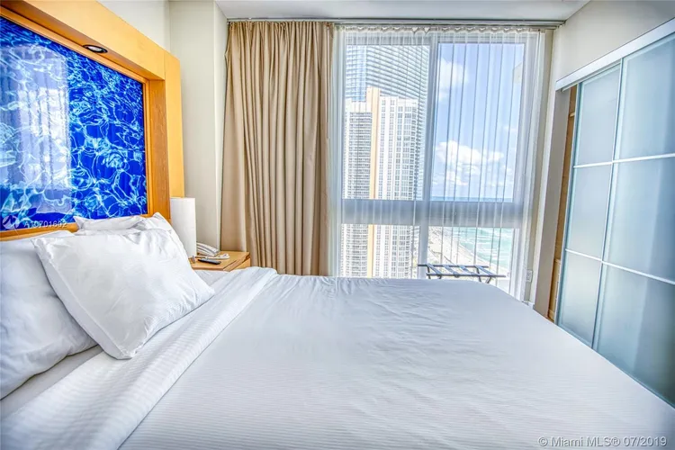 Marenas Resort #2204 image #9