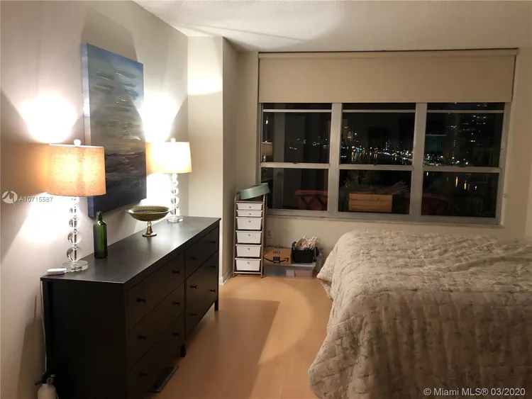 Tower 41 #1409 image #10