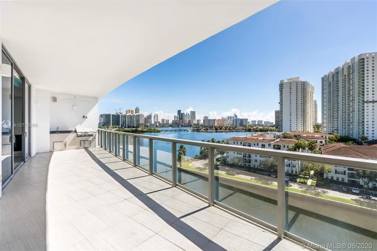 Echo Aventura #707 image #11