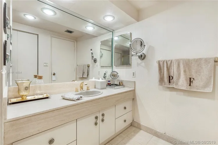 Williams Island 4000 #1403 image #15