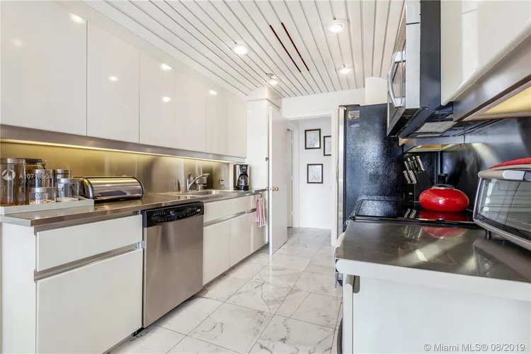 Williams Island 4000 #1403 image #6