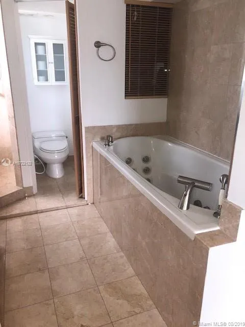 Maison Grande #1426 image #10